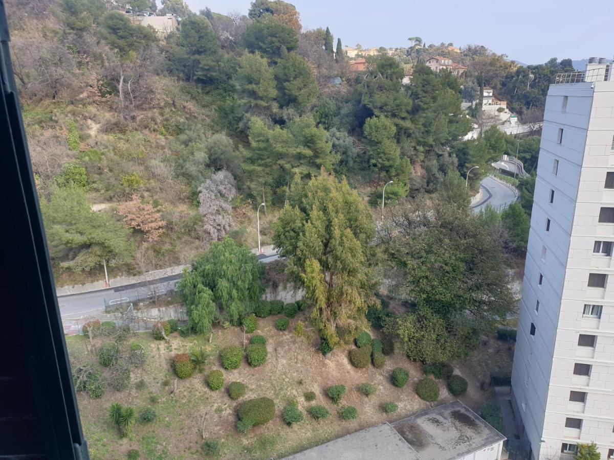 New Cheap Private Room, Kitchen , Overwieuw Sea,Tram On Spot, 12 Minutes From Nice Train Station With Tram , Beach In 17 Min Tram , Chambre Privee Pas Cher, Cuisine Equipee , Tram Sur Place, Apercu Mer, 12 Min De La Gare De Nice Avec Le Tram, 17 Min 外观 照片